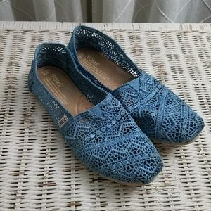 Blue Lace Toms